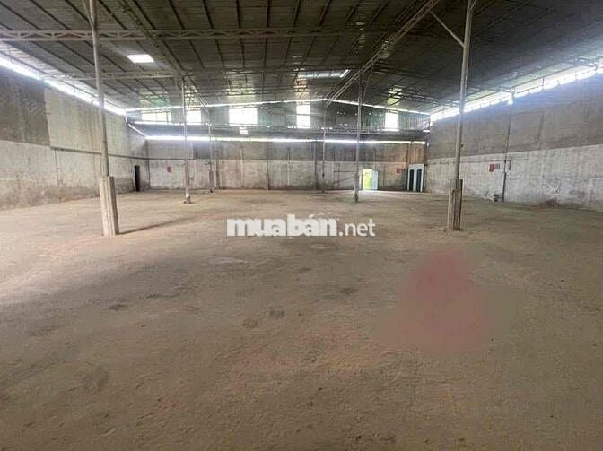 Chủ Cần Cho Thuê Xưởng dtsd 900m, có phòg