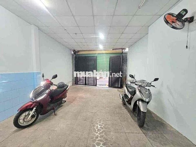 NHÀ MẶT TIỀN P. Linh Tây 9 tỷ - DT 88M2 (4.5 x 20M) -  KINH DOANH
