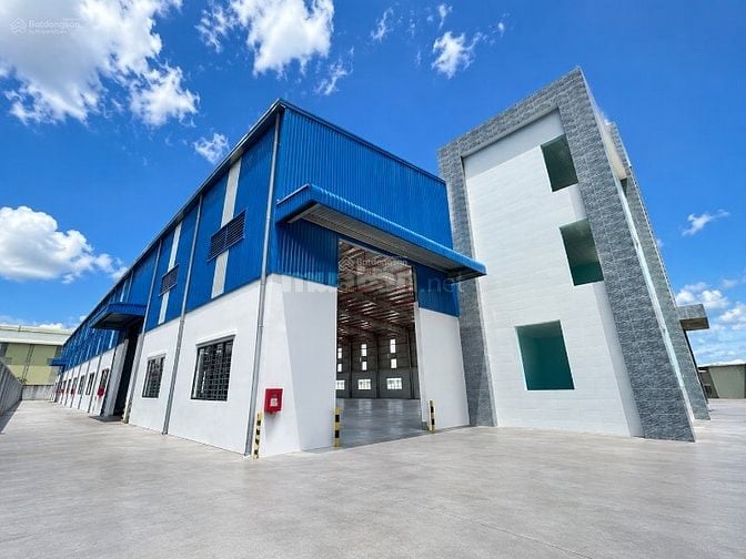 CHUYỂN NHƯỢNG NHÀ XƯỞNG 9963.7 M2  TRONG KCN  HẢI SƠN , LONG AN 