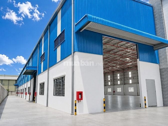 CHUYỂN NHƯỢNG NHÀ XƯỞNG 9963.7 M2  TRONG KCN  HẢI SƠN , LONG AN 