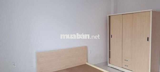 Phòng Trọ Máy Lạnh, Giường, Cửa Sổ , Giờ Giấc Tự Do KCN Hiệp Thành