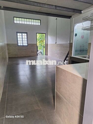 MỚI ĐẸP DTSD 48M² TRỆT LỬNG BẾP WC SACH ĐẸP SÂN SAU RỘNG THOÁNG MÁT 