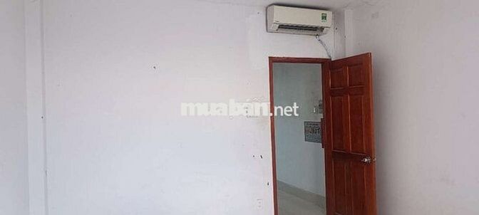 Phòng Trọ Máy Lạnh, Giường, Cửa Sổ , Giờ Giấc Tự Do KCN Hiệp Thành