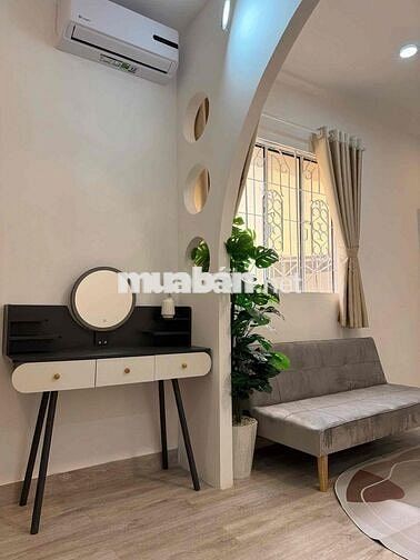 CĂN HỘ DỊCH VỤ 2PN MỚI HOÀNG THIỆN GẦN NHÀ GA T3 - CV HOÀNG VĂN THỤ