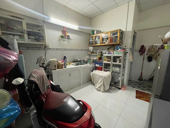Bán gấp nhà hẻm xe hơi Nguyễn Khoái. DT: 4 x 16m. Nhà 2 Tầng. Giá 7 tỷ