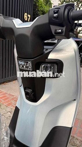 Xe máy điện Honda UC3 2026 Trắng 0km
