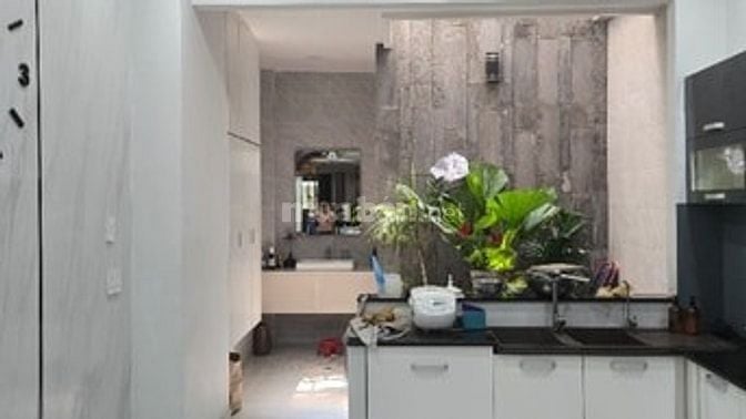 Tôi chính chủ bán nhà, nội thất Đức, khu vip an ninh, yên tĩnh