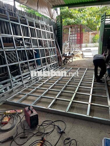 TUYỂN THỢ SẮT DÂN DỤNG NHÀ TIỀN CHẾ