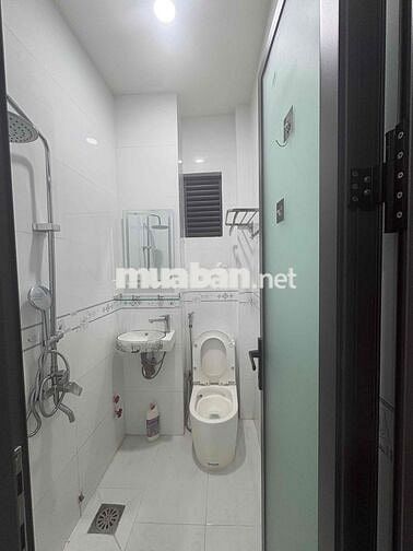 Cho thuê phòng khu vực liền kề quận 3, quận. 10,
