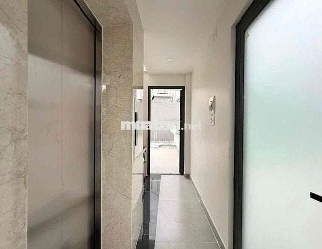 Cho thuê phòng khu vực liền kề quận 3, quận. 10,