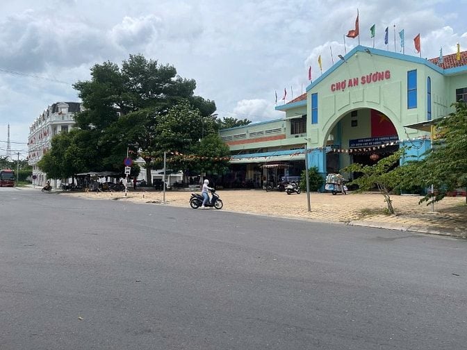 Shophouse mặt tiền chợ An Sương 5 x 20, 5 tầng chỉ 14.35 tỷ