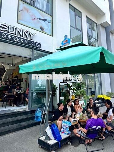 3NHVIEN NAM PHỤC VỤ CA TRƯA_ Cầu tham lương Q12