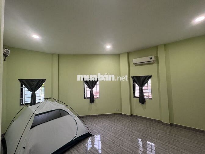 Phòng lớn 27m2, wc riêng, bếp riêng, máy lạnh, free máy giặt