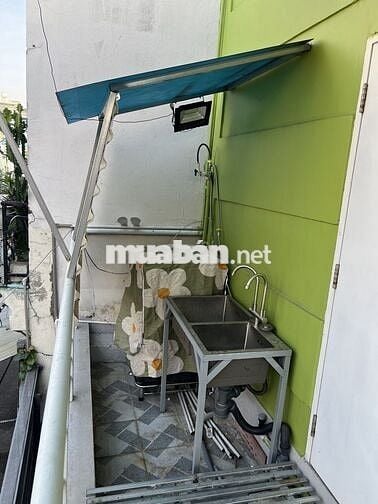 Phòng lớn 27m2, wc riêng, bếp riêng, máy lạnh, free máy giặt