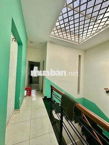 Cho Thuê Nhà Mới Sạch Sẻ DT 100m2 1Trệt 1Lầu 2Pn 2Wc Hẻm Tải Gần GV
