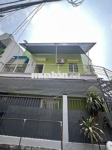 Phòng lớn 27m2, wc riêng, bếp riêng, máy lạnh, free máy giặt