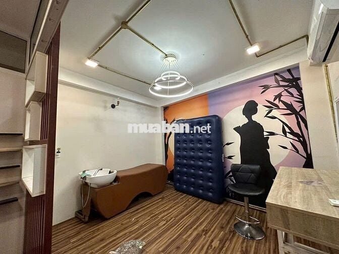 Cho Thuê Nhà Hẻm 4m Cách MT 1 Căn nhà, Đường 3/2, P.12, Quận 10, 15tr