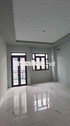 HẺM XE HƠI  4TẦNG HƯƠNG LỘ 2 THÔNG TỨ TUNG