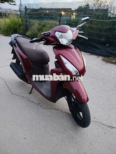 Honda Vision 2025 Cao Cấp màu Đỏ