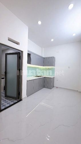 NHÀ HẺM ĐOÀN VĂN BƠ (KHU ẨM THỰC VĨNH KHÁNH), 5mx8m(2Lầu), GIÁ 5TY450