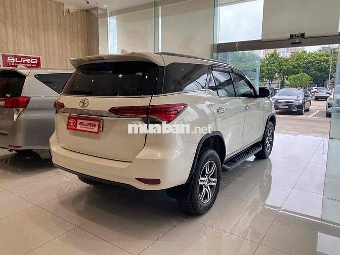 Toyota Fortuner 2.7V AT 2017 Trắng 68.000km