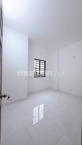 NHÀ HẺM ĐOÀN VĂN BƠ (KHU ẨM THỰC VĨNH KHÁNH), 5mx8m(2Lầu), GIÁ 5TY450