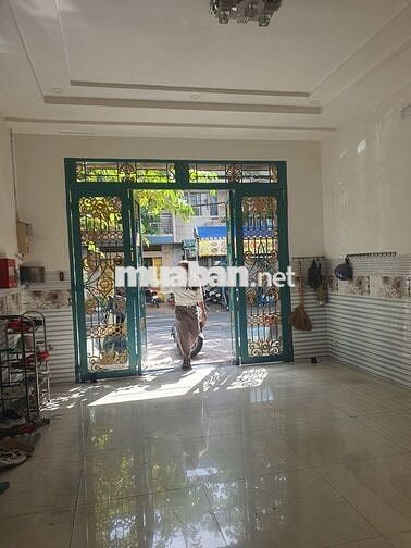 MT 1A đường 9 cx Bình Thới, DT: 4,5x15, 3 lầu, 4p, 3wc, G lh8887I2323