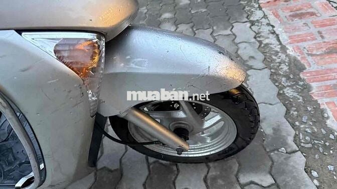 Honda Lead 2009 Bạc