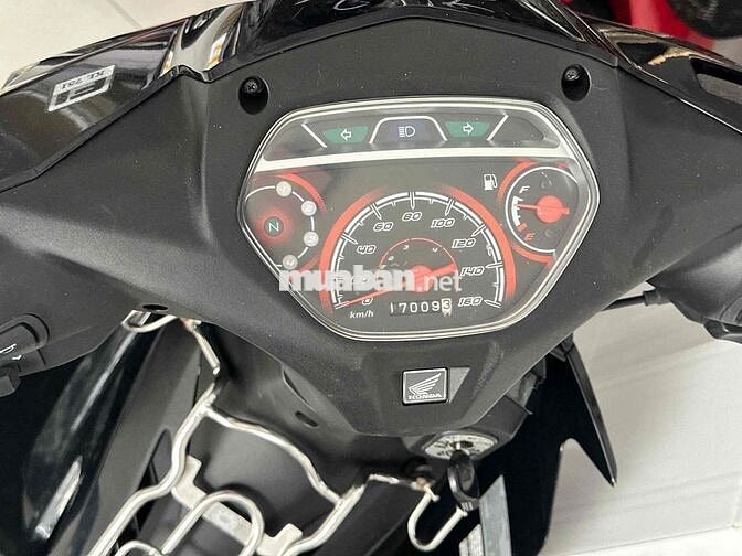 Honda Blade 2017 Đen 17.000km vỏ zin 1 cặp