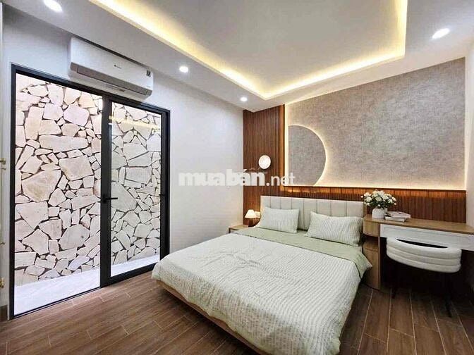 062 CHO THUÊ NHÀ ĐẸP 3 TẦNG 4PN – CÓ SÂN VƯỜN THƯ GIÃN
