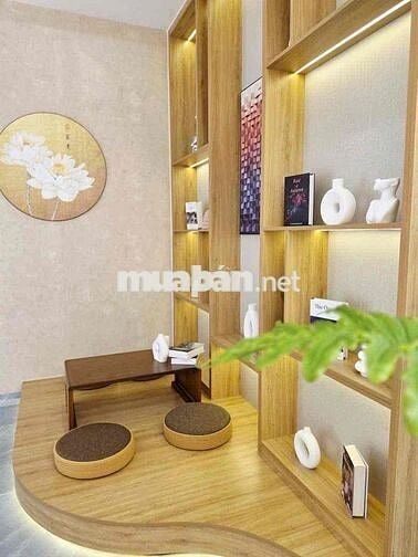 062 CHO THUÊ NHÀ ĐẸP 3 TẦNG 4PN – CÓ SÂN VƯỜN THƯ GIÃN