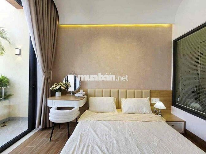 062 CHO THUÊ NHÀ ĐẸP 3 TẦNG 4PN – CÓ SÂN VƯỜN THƯ GIÃN