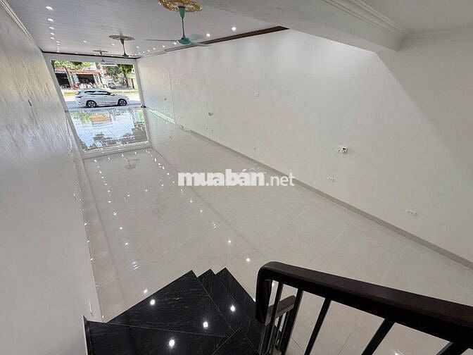 CHO THUÊ NHÀ MẶT TIỀN KD TẦNG 1 TRẦN HƯNG ĐẠO, NB GẦN PHỐ CỔ HOA LƯ