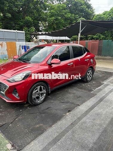 Hyundai i10 Đỏ 5 chỗ
