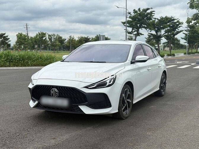 MG 5 LUXURY 1.5CVT 2022 Trắng