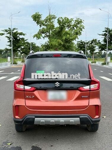 Suzuki XL7 Hybrid 2025 7 chỗ 12.500 km
