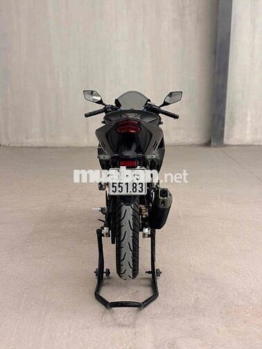 Honda CBR150R 150cc Đen 30.000 km