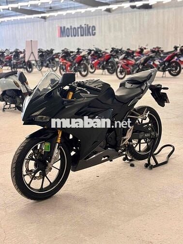 Honda CBR150R 150cc Đen 30.000 km