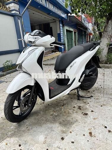 Honda SH Trắng