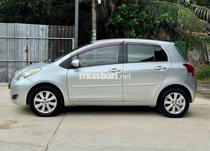 Toyota Yaris 1.5G AT 2011 nhập Thái còn quá mới