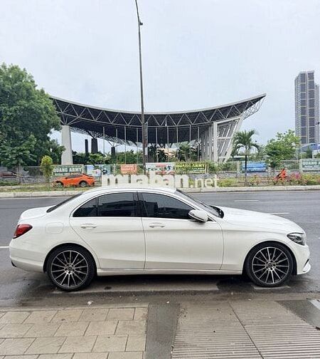 Mercedes-Benz C200 2019 Trắng Tự động 80000 km