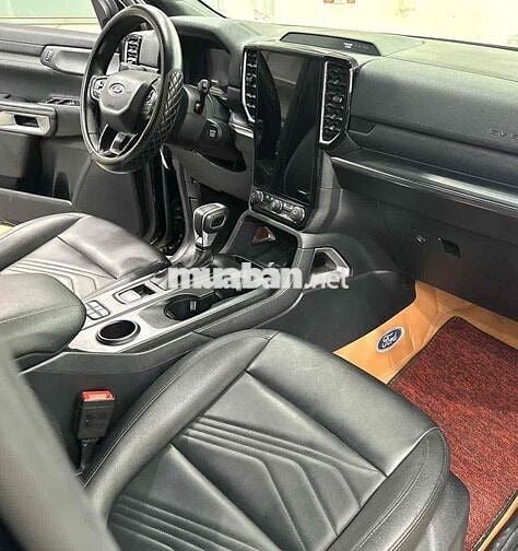Ford Everest Titanium 2023 1 Cầu Đen 68.000 km