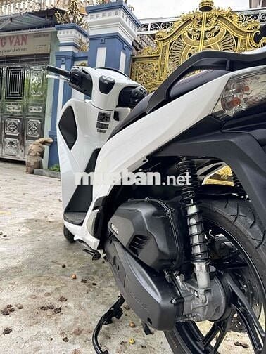 Honda SH Trắng