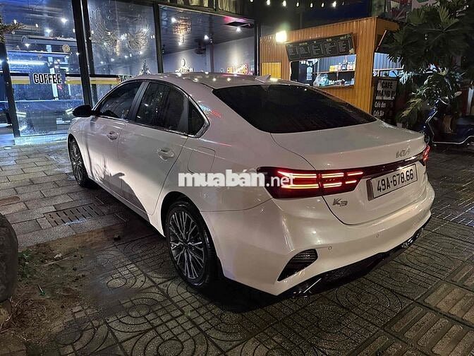 Kia K3 Premium 2021 Trắng 102.143 km