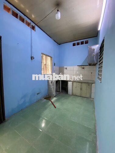 Cho thuê nhà hẻm 80 Dương Quảng Hàm, DT: 4x17,5m. Gần nhà thờ Bến Hải