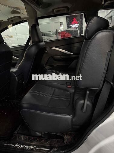 Mitsubishi Xpander Cross 2023 Trắng 30000 km Tự độ