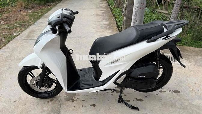 Honda SH 125 2021 Trắng 10875 km biển víp
