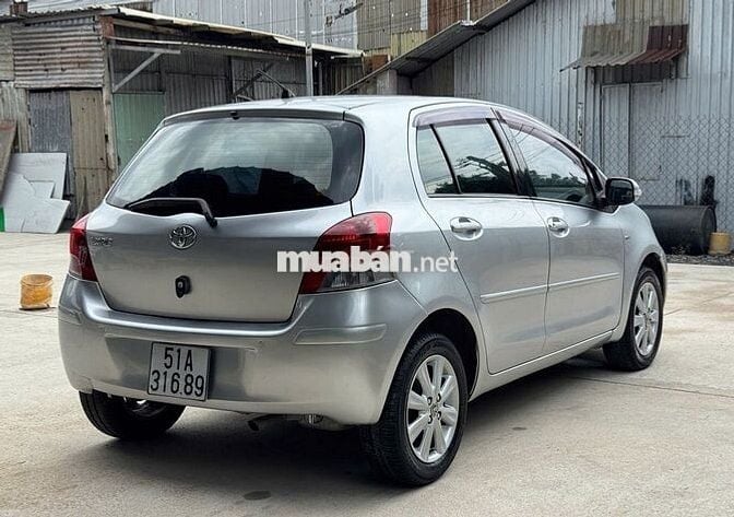 Toyota Yaris 1.5G AT 2011 nhập Thái còn quá mới