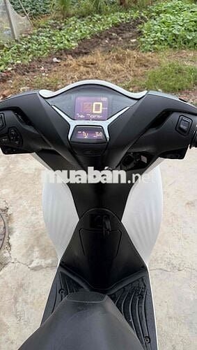Honda SH 125 2021 Trắng 10875 km biển víp