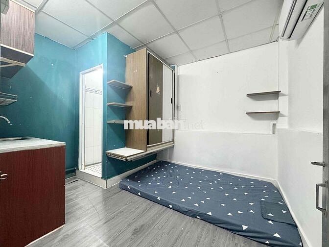 Phòng Công hoà , Nội thất đầy đủ , máy lạnh , máy giặt chung